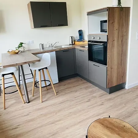Verrieres 1 Apartment